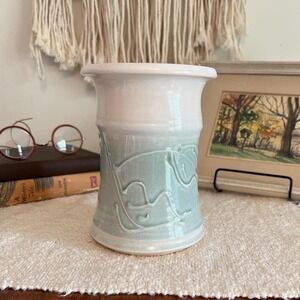 Signed Studio Art Vase 6" Ivory Green Leaves Ohio Artist Sari Sponhour (3227)